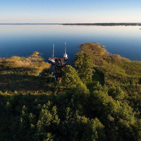 Folwark Luknajno Nad Jeziorem Sniardwy Gospoda Dziedzictwo Kulinarne Warmia-Mazury Mikołajki Buitenkant foto
