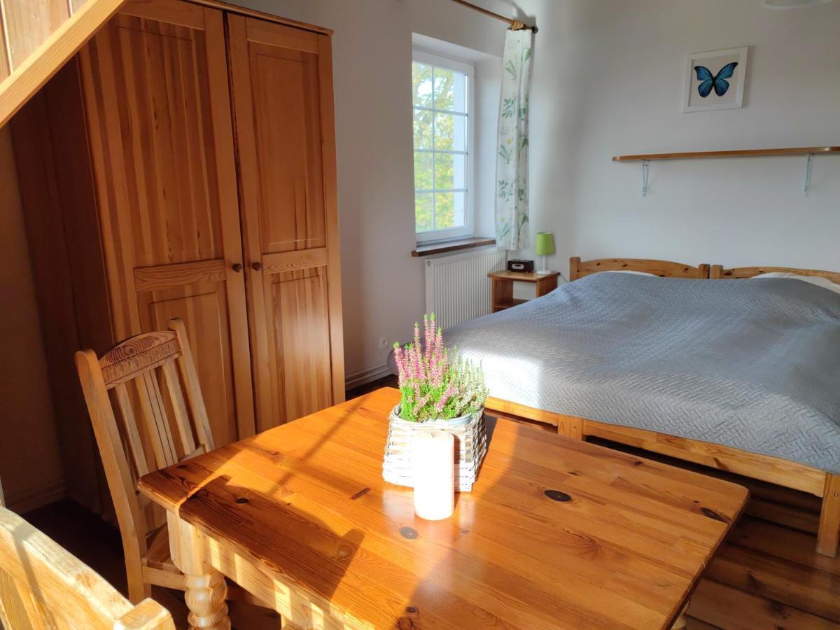 Folwark Luknajno Nad Jeziorem Sniardwy Gospoda Dziedzictwo Kulinarne Warmia-Mazury Mikołajki Buitenkant foto