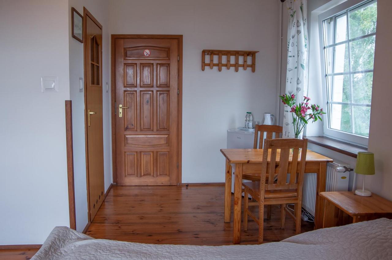 Folwark Luknajno Nad Jeziorem Sniardwy Gospoda Dziedzictwo Kulinarne Warmia-Mazury Mikołajki Buitenkant foto