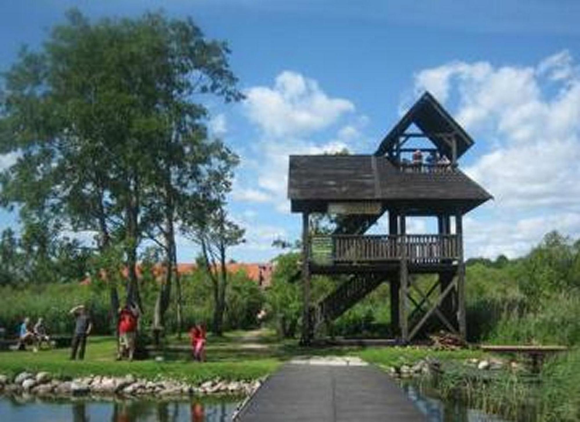 Folwark Luknajno Nad Jeziorem Sniardwy Gospoda Dziedzictwo Kulinarne Warmia-Mazury Mikołajki Buitenkant foto