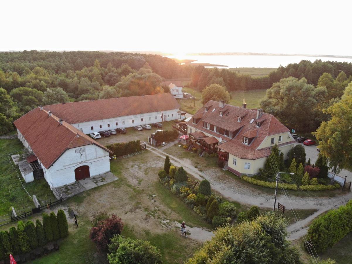 Folwark Luknajno Nad Jeziorem Sniardwy Gospoda Dziedzictwo Kulinarne Warmia-Mazury Mikołajki Buitenkant foto